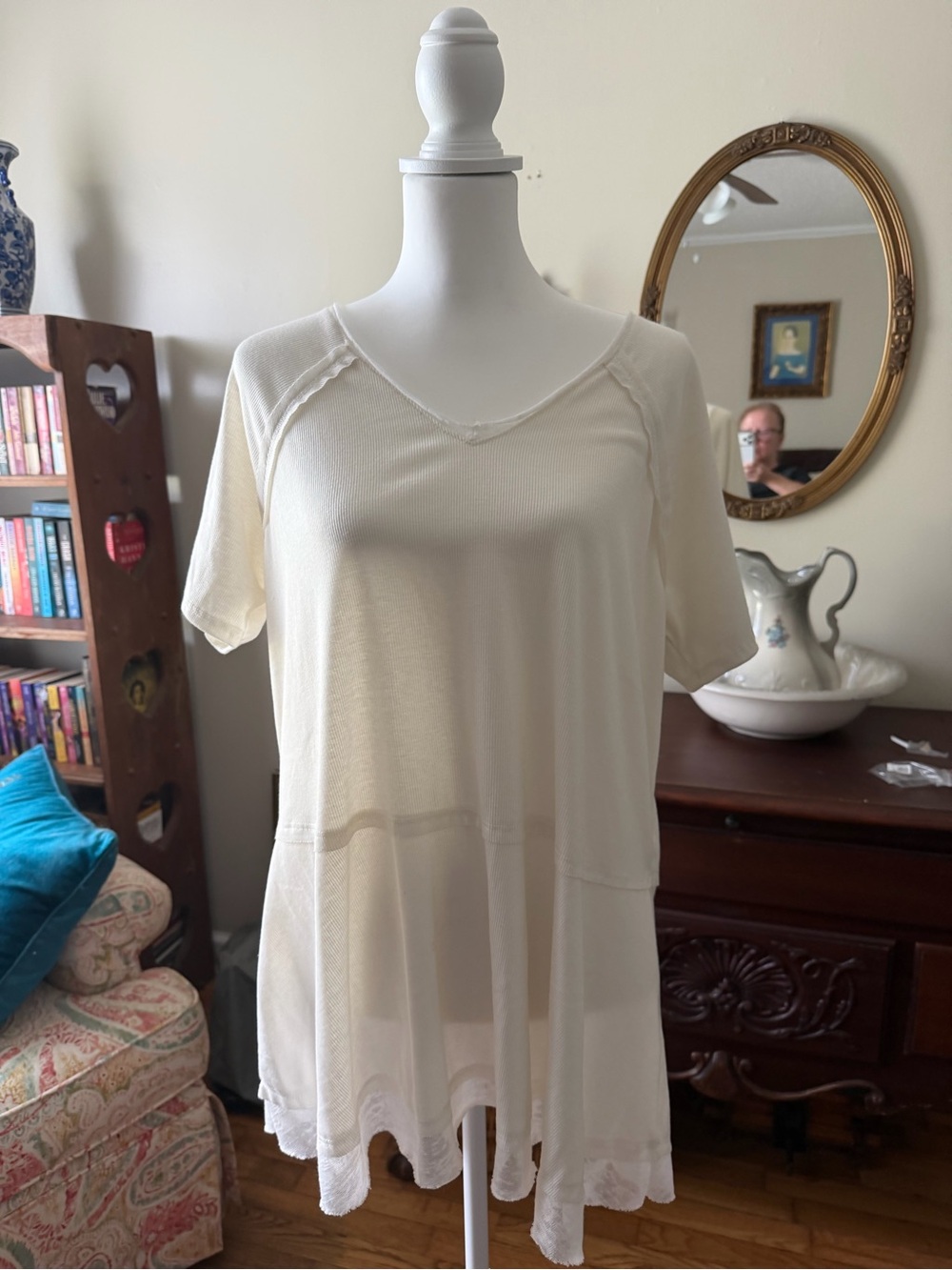 Women's Cream Tunic Top - Lightweight Short Sleeve